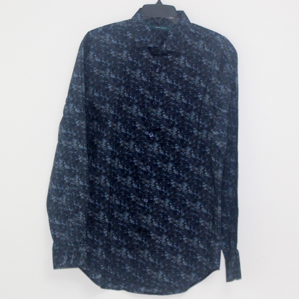 Perry Ellis Men's Shirt - Size Large